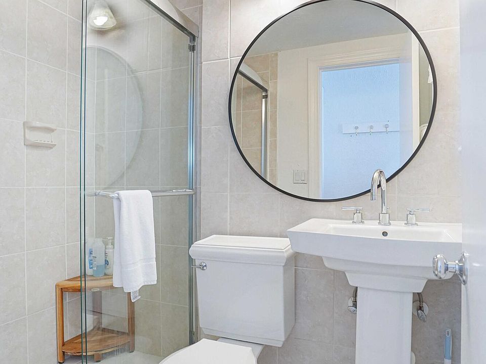 1st image of 235 Sunrise Avenue #3225