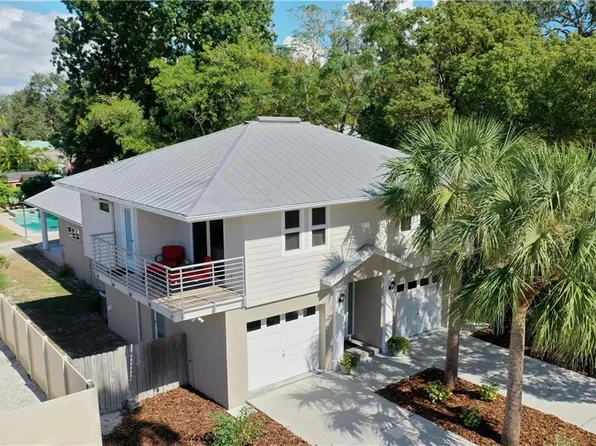 1120 Sedeeva St, Clearwater, FL 33755