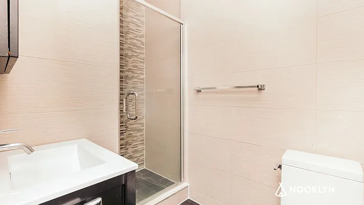 Rented by Nooklyn NYC LLC | media 37