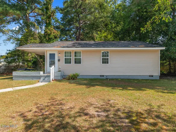 613 New River Drive, Jacksonville, NC 28540