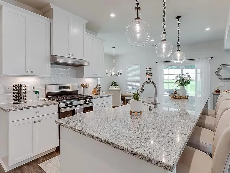 231 Thames Valley Dr — Photo 5