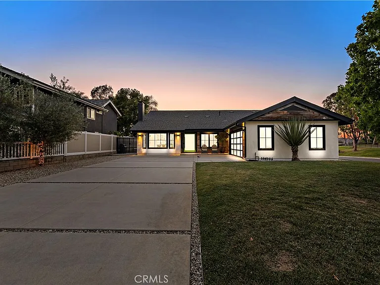 29091 Country Hills Rd — Photo 31