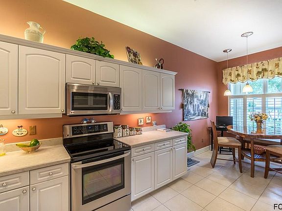3rd image of 1451 Carlow Cir