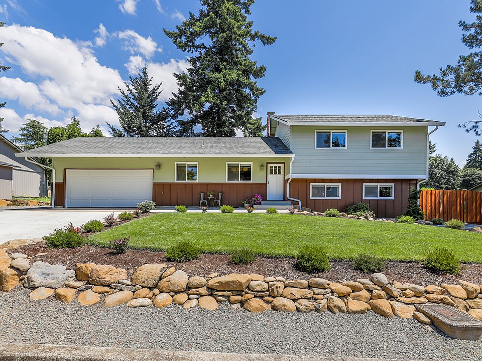 1st image of 2201 SE 139th Ave