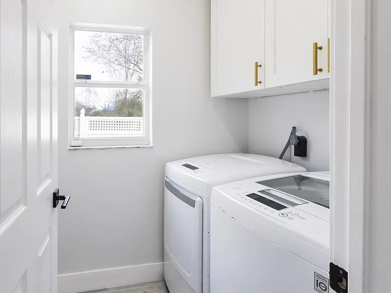 1146 Perpignan Ct — Photo 14