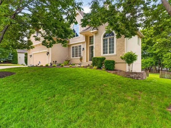 14804 Carter St, Overland Park, KS 66221