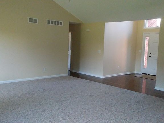 5th image of 52248 Monaco Dr