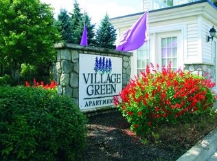 1835 Village Green Blvd APT 205, Rochester Hills, MI 48307