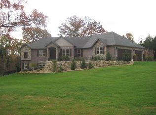 300 Cedar Meadow Ln, Branson, MO 65616