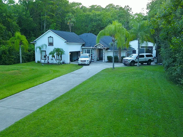 3040 Gerona Dr W — Photo 4