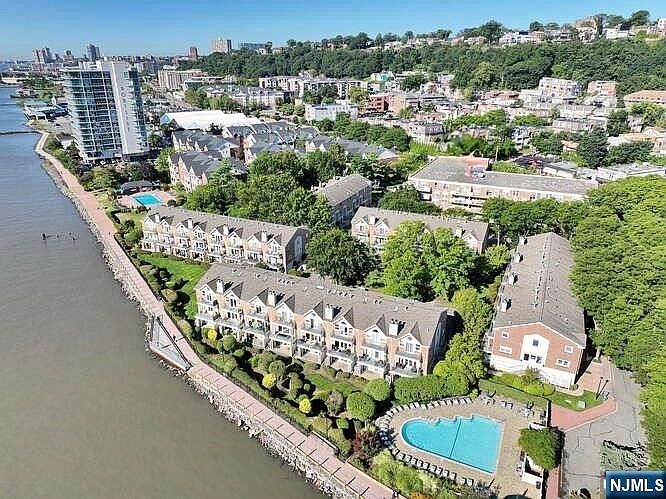 1st image of 200 Grand Cove Way APT 5N