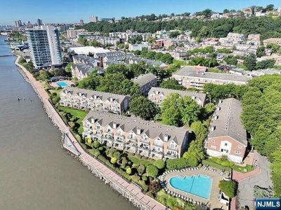 200 Grand Cove Way APT 5N, Edgewater, NJ, 07020