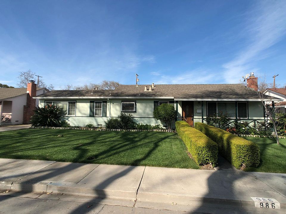 1st image of 986 Elizabeth Dr