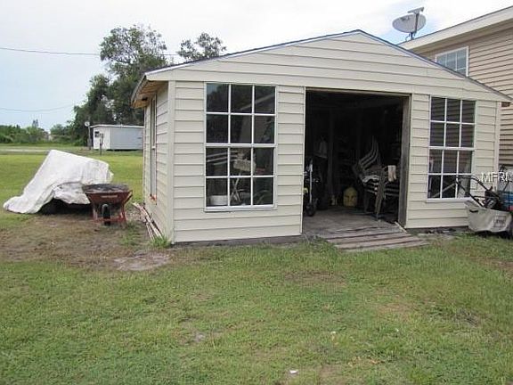 5th image of 4425 Seymour St