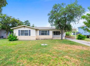 147 W Avenue D, Kingsville, TX 78363