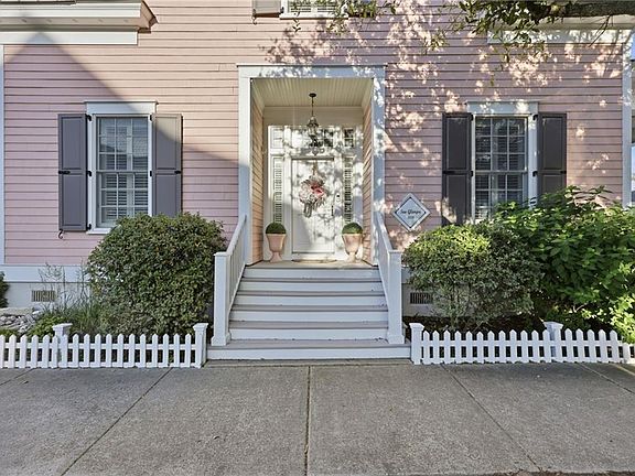 4th image of 4810 Coventry Ln
