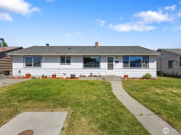 156 SE H Street, Ephrata, WA 98823