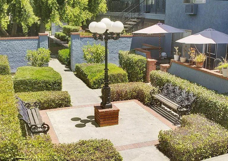 Casa De Helix Apartments — Photo 10