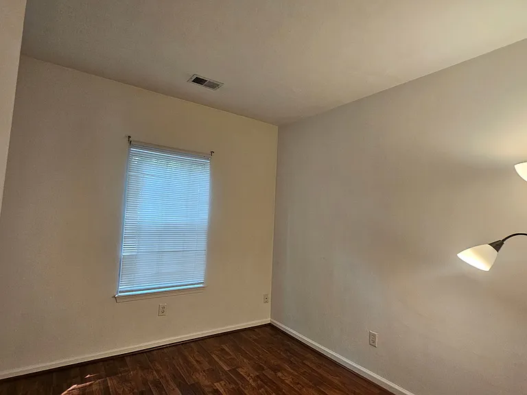 332 Summerville Ct #1 — Photo 5