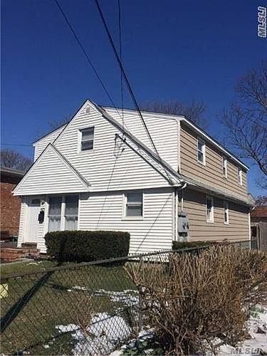 2nd image of 421 Windmill Ave