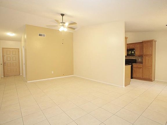 2nd image of 7711 Glades Ct