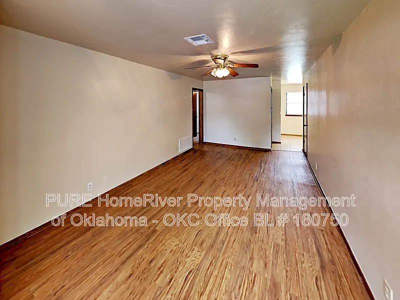 Mustang Heights — Photo 3