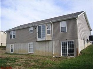 111 Hidden Valley Way, Winfield, MO 63389