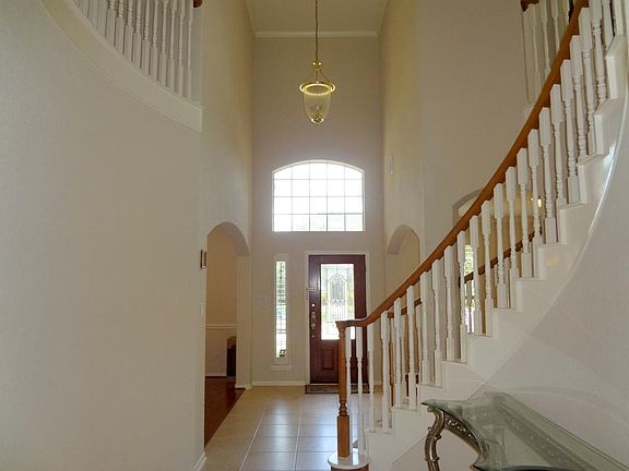  Foyer
