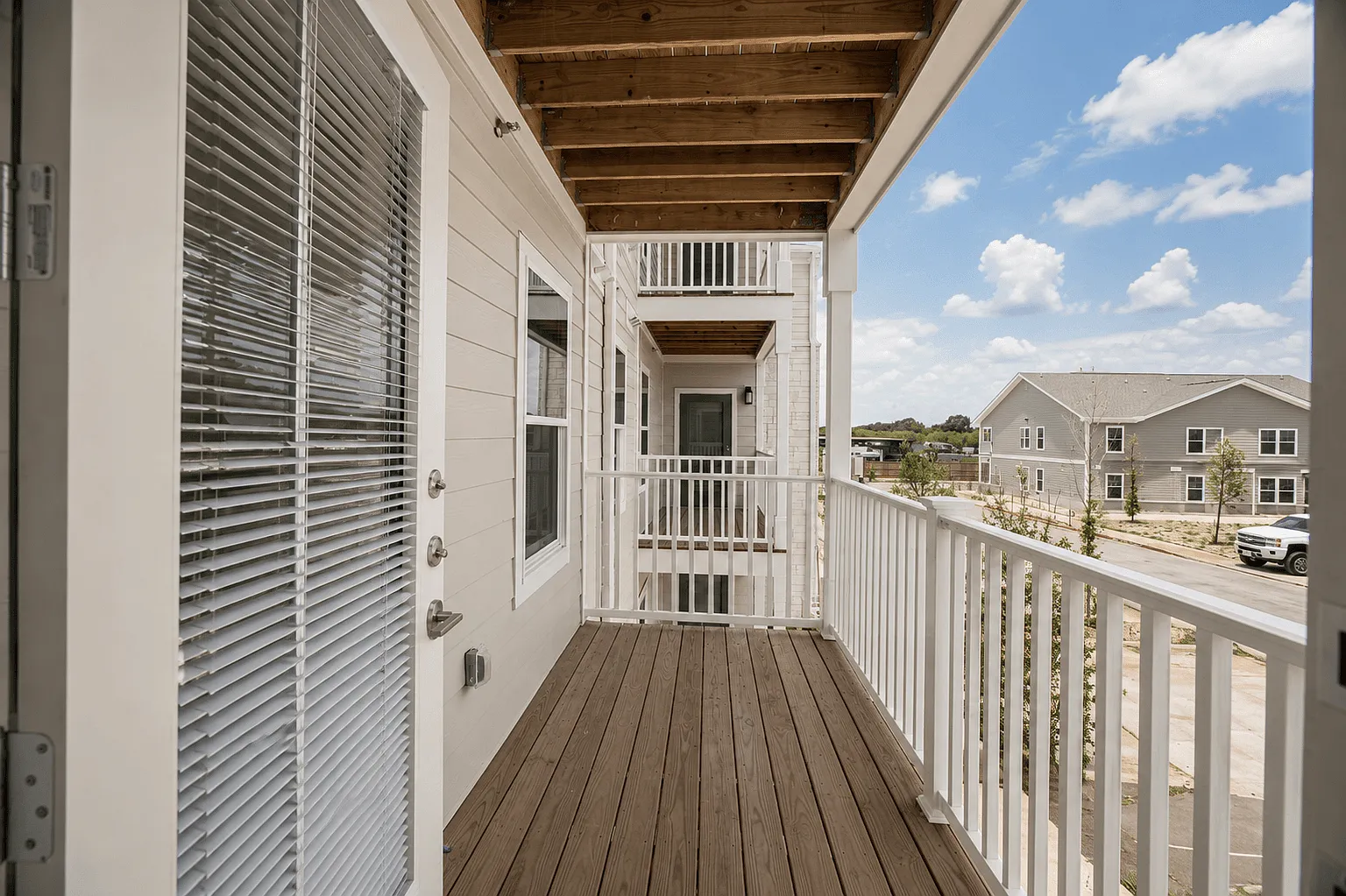 Hill View Heights — Photo 3