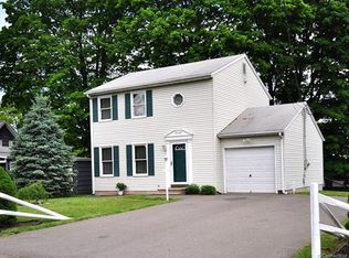 179 Westwood Ave, Plainville, CT 06062