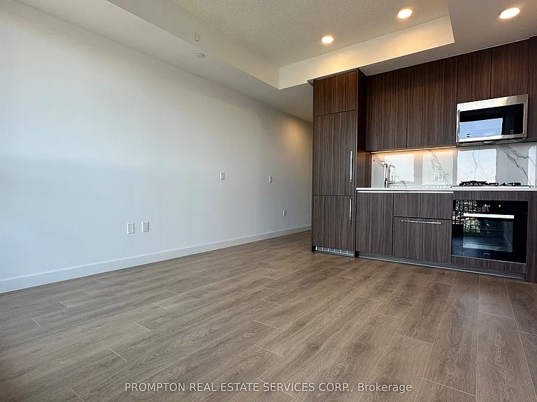 18 Esther Shiner Blvd #2306 — Photo 16