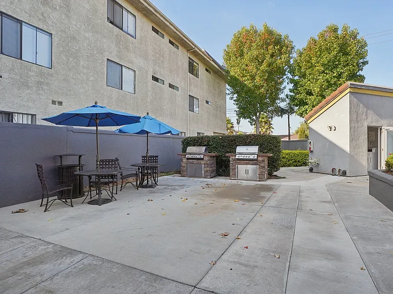Chadron Apts — Photo 46