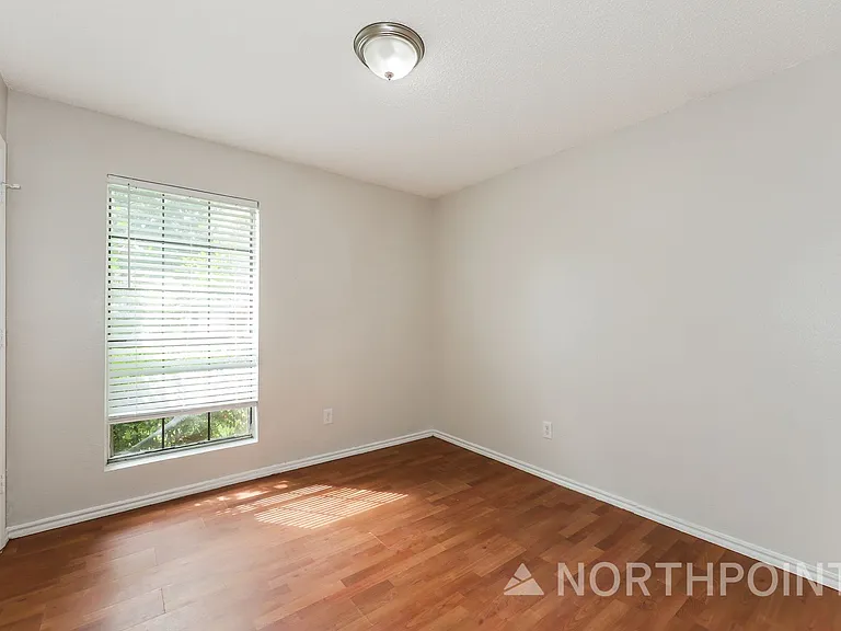 521 Jean Dr — Photo 12