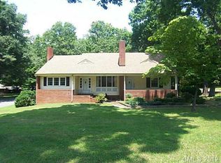 900 W Marion St, Shelby, NC 28150