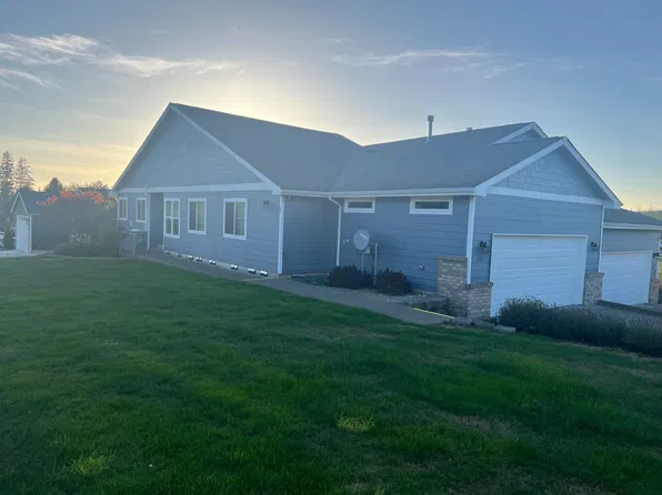 301 Brant Ln, Hoquiam, WA 98550