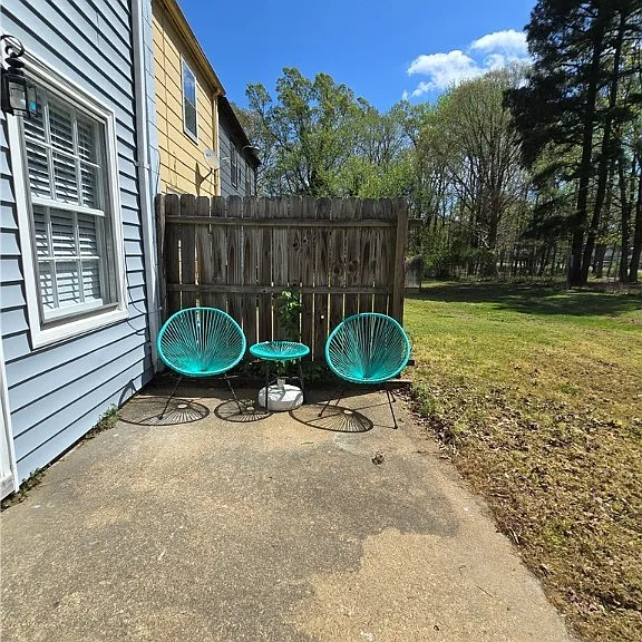 419 Airycrest Dr — Photo 34