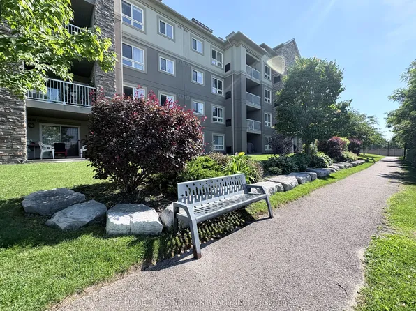 6 Dayspring Cir #2310, Brampton, ON L6P 2Z6