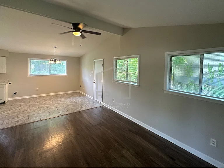 2237 Gayle Ave — Photo 8