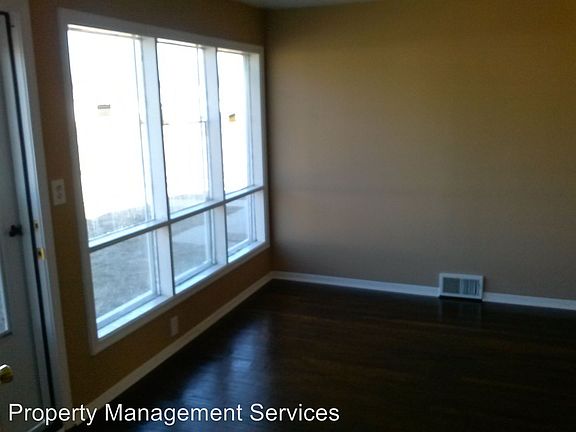 2nd image of 2089 Ackley Ave #288