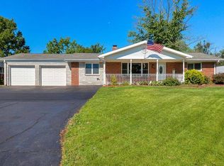 1817 Main Dr, High Ridge, MO 63049