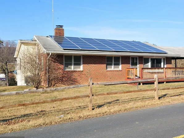 14 Sunset Dr, Mechanicsburg, PA 17050