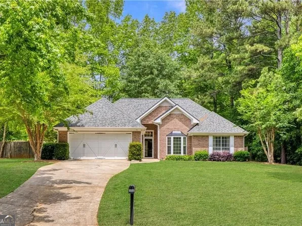 5850 Shannon Dr, Cumming, GA 30040