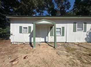 4229 Old Chandler Rd #A, Tyler, TX 75702