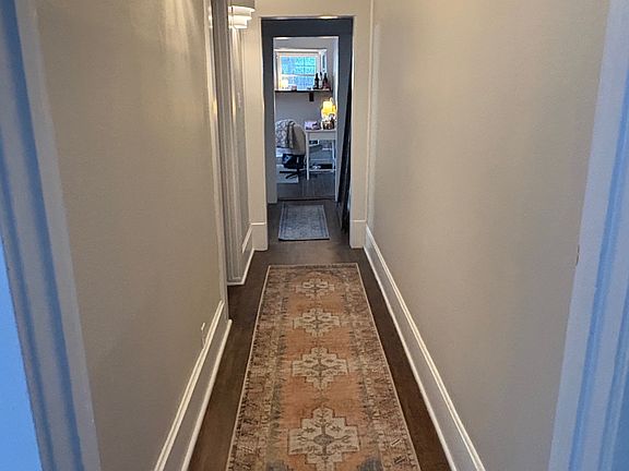 5th image of 417 Gladstone Blvd
