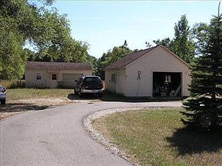2nd image of 5685 E Apple Ave