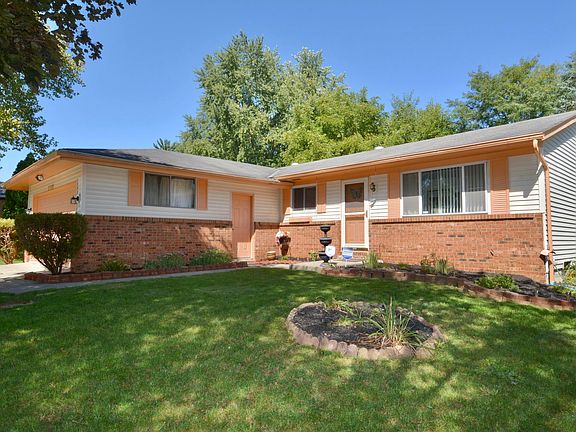 2nd image of 2712 Woodcutter Ave