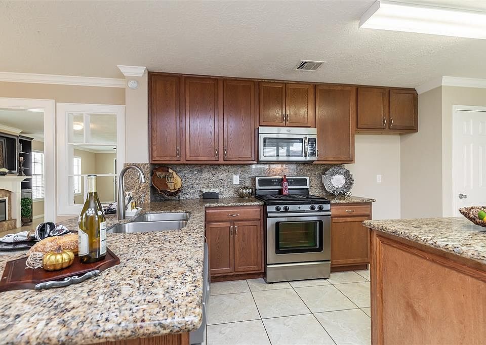 1st image of 18415 Fair Grange Ln