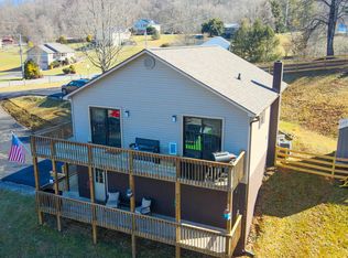 112 Sugar Hollow Rd, Unicoi, TN 37692