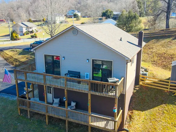 112 Sugar Hollow Rd, Unicoi, TN 37692
