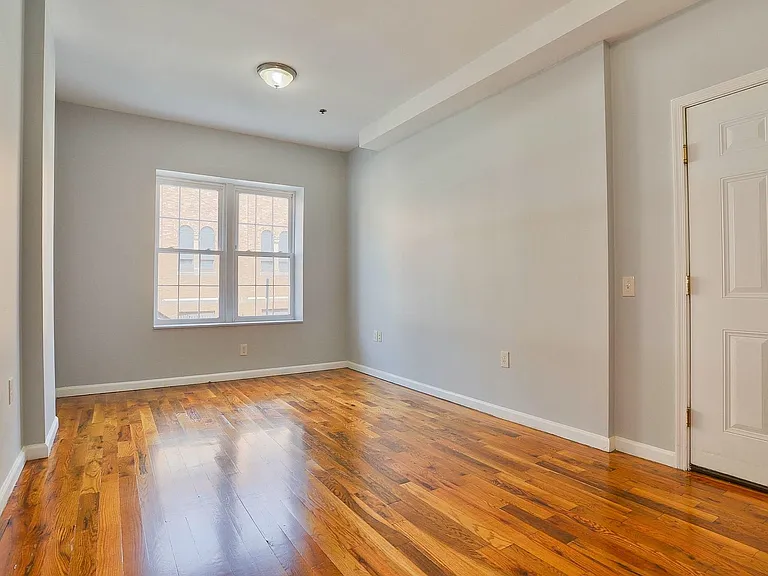 236 Van Horne St #1B — Photo 14